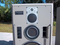 Click to enlarge to 2032 x 1524!