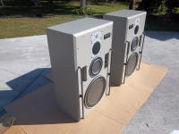 Click to enlarge to 2032 x 1524!