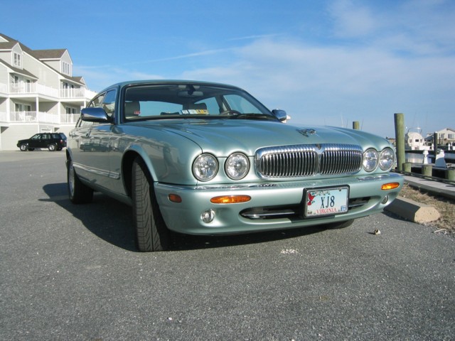 Jaguar XJ8